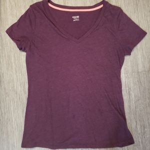 V neck tee